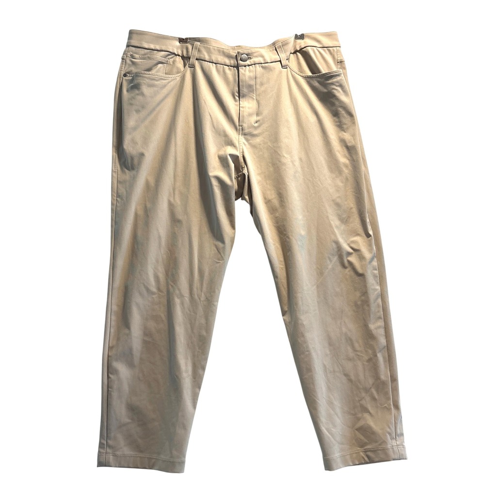 Lululemon Mens Commission Golf Pants Tan Khaki 40 LM5AQRS Stretch Chino 26.5 L
